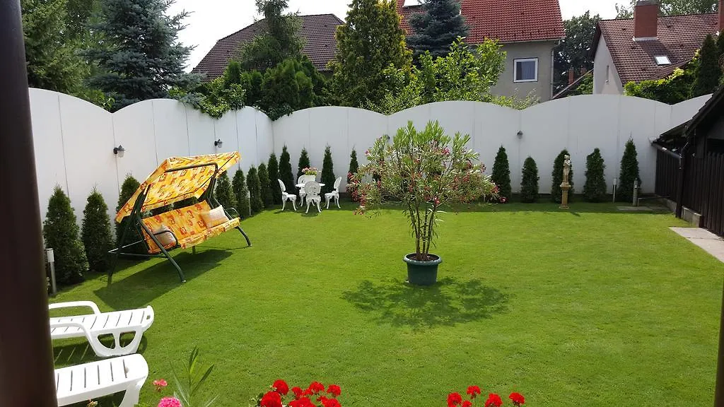 Anna Vendeghaz Bed & Breakfast Szeged